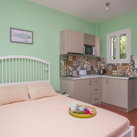 Elegant Maisonettes Kalamaki エクステリア 写真